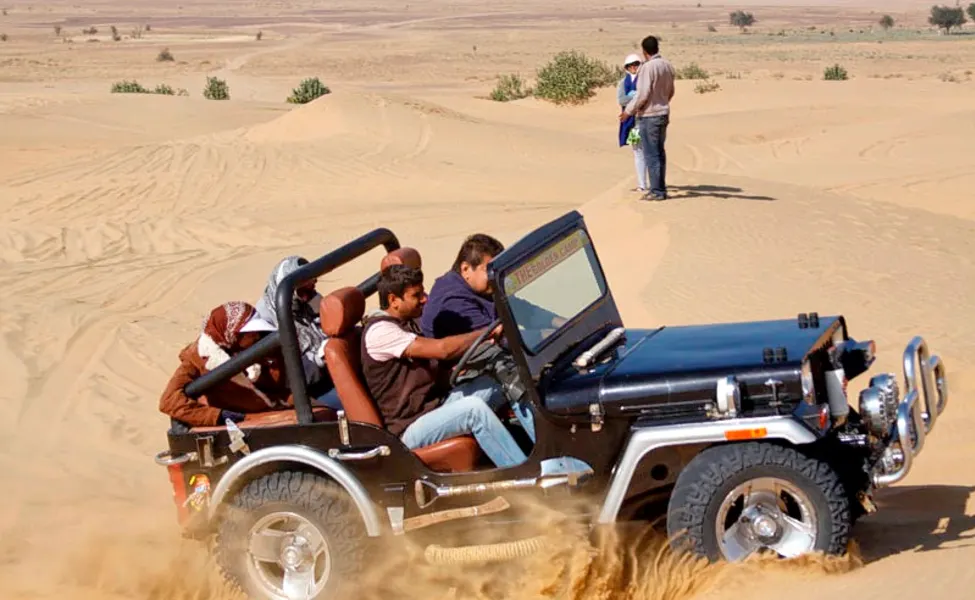 Jeep Safari, Beautiful Way to Travel on Road