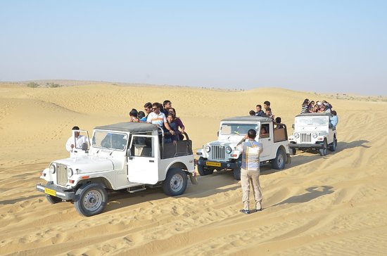 Jeep Safari, Beautiful Way to Travel on Road