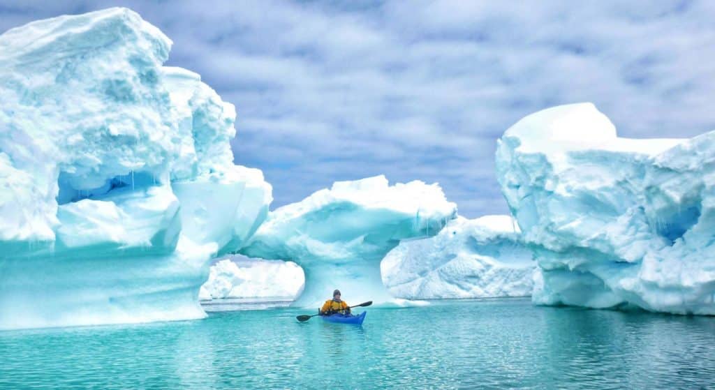 Kayaking, Sports of moving over water