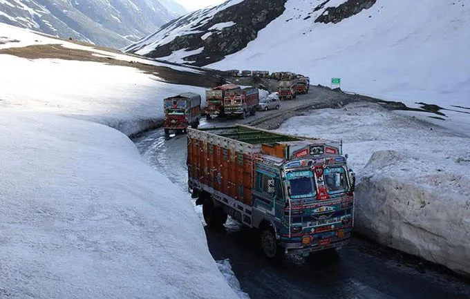 Sringar Leh Highway Road Status 2025 - 26