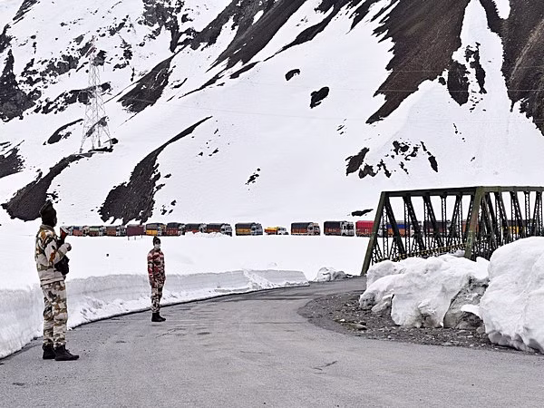 Zojilla Pass Road Status