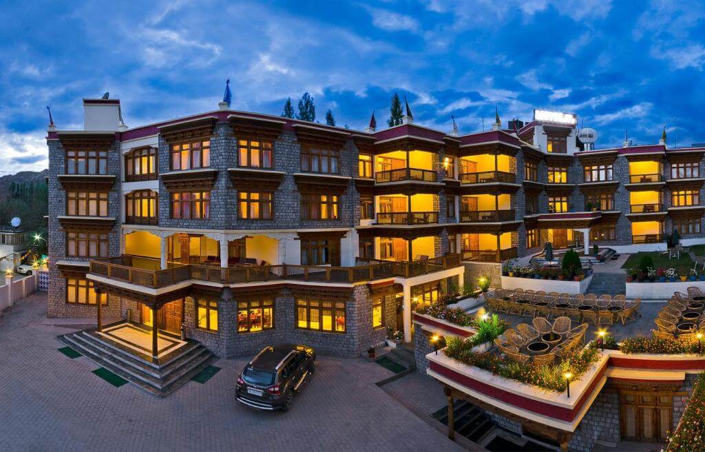 Stay, Eat & Permit in Leh Ladakh